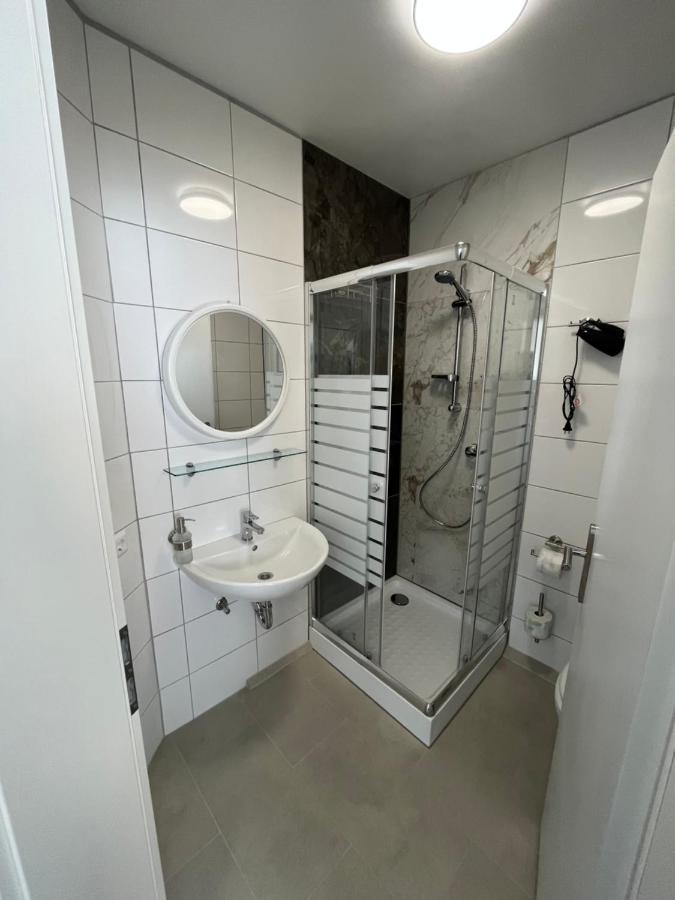 Apartament Uebernachtung By Tag Kassel Zewnętrze zdjęcie